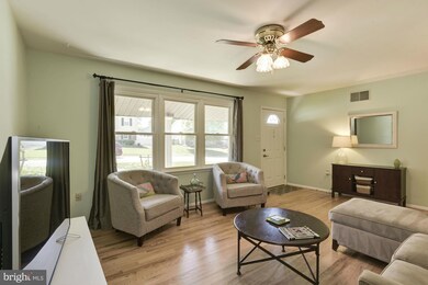 7260 Pommel Dr, Sykesville, MD 21784 - photo 3