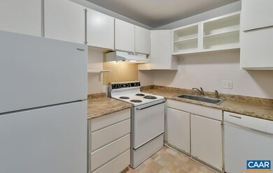 1215 Wertland St unit A13, Charlottesville, VA 22903 - photo 6
