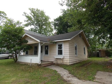 135 Anelve Ave, Neptune, NJ 07753 - photo 3