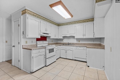 1014 Meadow Dr, Lugoff, SC 29078 - photo 7