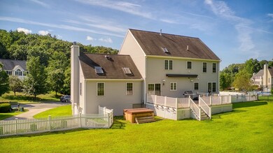 8 Falls Brook Rd, Hudson, MA 01749 - photo 6