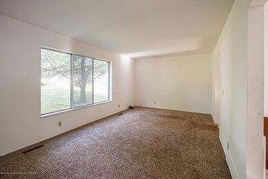 3523 Davidson Dr, Lansing, MI 48910 - photo 7