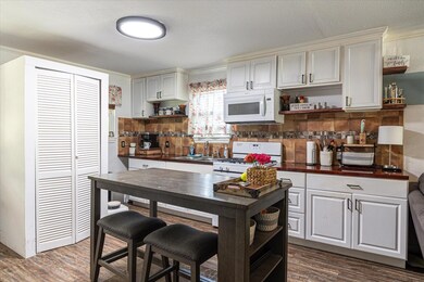 309 W 4th St, Weatherford, TX 76086 - photo 7