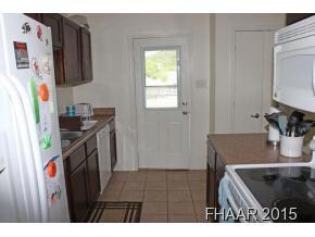 907 Hackberry St, Copperas Cove, TX 76522 - photo 3