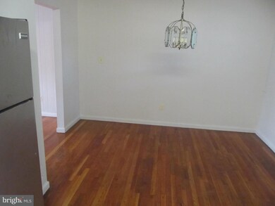 6817 Elbrook Rd, Lanham, MD 20706 - photo 3