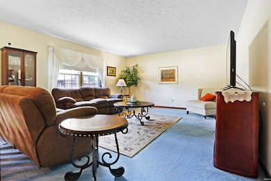 5455 E Timberwood Dr, Newburgh, IN 47630 - photo 5