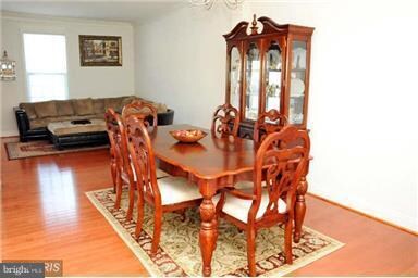 8887 Purple Iris Ln, Elkridge, MD 21075 - photo 7