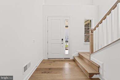 135 Cowbird St, Lake Frederick, VA 22630 - photo 2