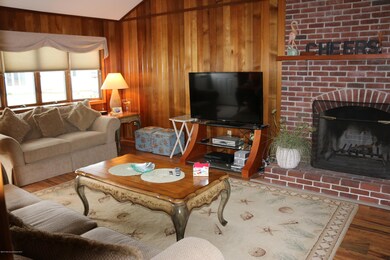 3211 Abbey 018