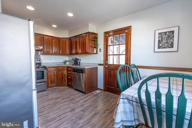 3502 Loganview Dr, Dundalk, MD 21222 - photo 7