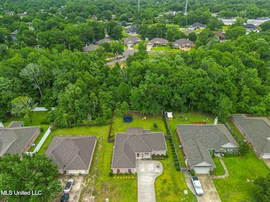 508 Dynsmore Place, Long Beach, MS 39560 - photo 2