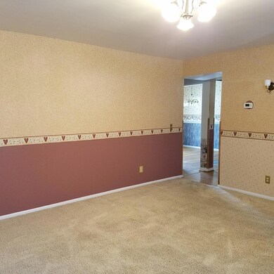 LIVINGROOM