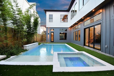 5414 John Dreaper Dr, Houston, TX 77056 - photo 2