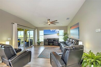 10060 Lake Cove Dr unit 301, Fort Myers, FL 33908 - photo 4