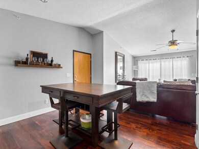 3131 Samuel Ct SW unit A12, Cedar Rapids, IA 52404 - photo 6