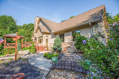 572 Lewis Ln, Blaine, TN 37709 - photo 3