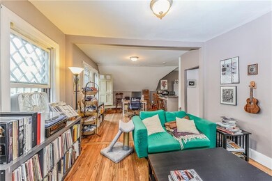 135 Adelaide Ave unit 3, Providence, RI 02907 - photo 2