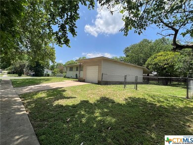 208 Easy St, Copperas Cove, TX 76522 - photo 4