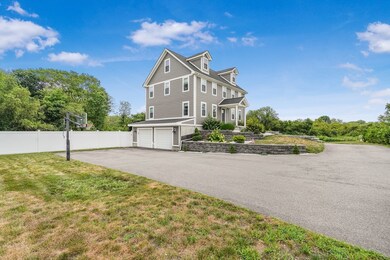 447 Sharps Lot Rd, Swansea, MA 02777 - photo 3