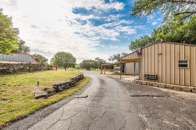 419 Southridge Dr, Weatherford, TX 76087 - photo 2