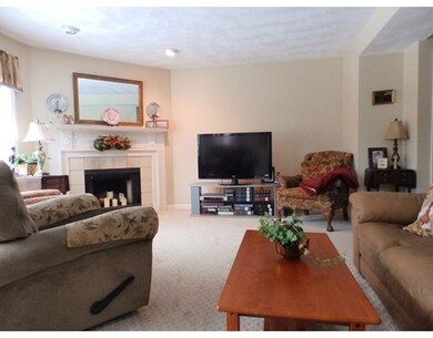 92 Old Quarry Dr unit 92, Weymouth, MA 02188 - photo 2