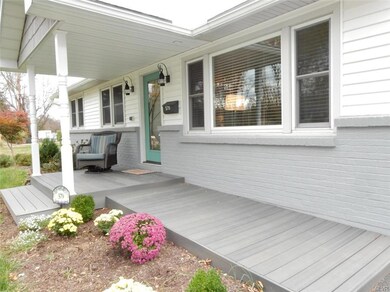 579 Circle Dr, East Stroudsburg, PA 18301 - photo 2