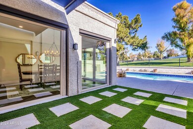 Huge Windows for Golf/Mtn Views!