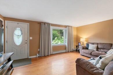 29 Prescott St, Haverhill, MA 01832 - photo 4