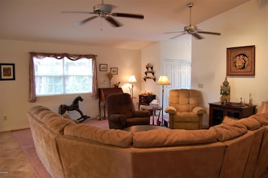 Living room 2