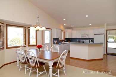 8033 Amber Creek Dr SW unit 74, Byron Center, MI 49315 - photo 7