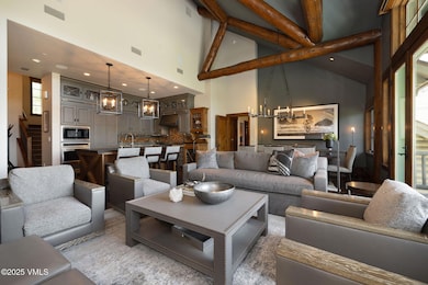2505_1246_bachelor_ridge_rd_interior_liv