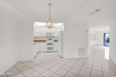 5035 N 10th Place unit 108, Phoenix, AZ 85014 - photo 3