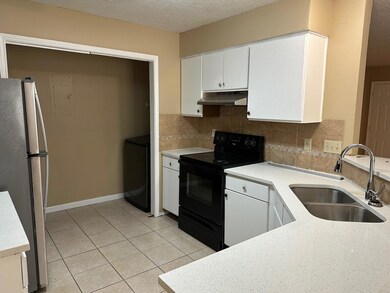 4300 Duval Rd unit B, Austin, TX 78759 - photo 5