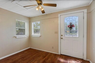 400 S Garrett Ave, Ennis, TX 75119 - photo 4