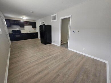 404 Kelton Ave unit B, Columbus, OH 43205 - photo 3