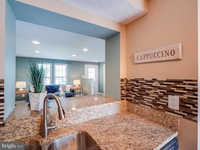 7413 Aspenpark Rd, Lorton, VA 22079 - photo 6