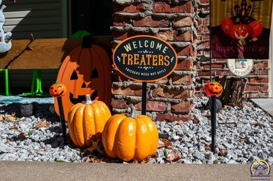 3916 SE 32nd St, Topeka, KS 66605 - photo 2