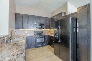 13-web-or-mls-MAPLEWOOD-13