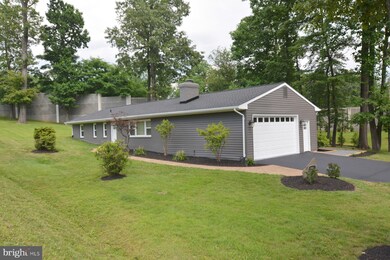 2401 Spring St, Dunn Loring, VA 22027 - photo 4