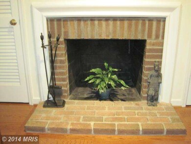 1216 Michigan Ct, Alexandria, VA 22314 - photo 5