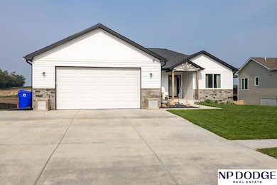 120 Hunter St, Ceresco, NE 68017 - photo 2