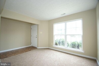 306 Canoe Ln, Edgewood, MD 21040 - photo 4