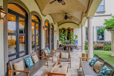 1603 Marshall St, Houston, TX 77006 - photo 3