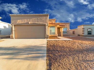 14208 Desert Bush Dr, El Paso, TX 79928 - photo 2