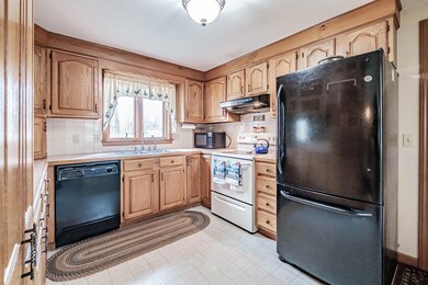 27 Indian Ridge Dr, Biddeford, ME 04005 - photo 7