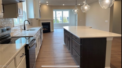 913 Arthur Trail, Aurora, OH 44202 - photo 3