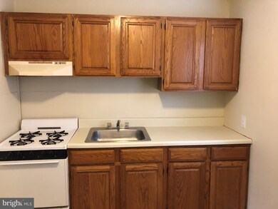 209 S Warner St, Woodbury, NJ 08096 - photo 6