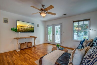 33 27th Ave-3