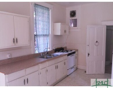 1110 Drayton St, Savannah, GA 31401 - photo 4
