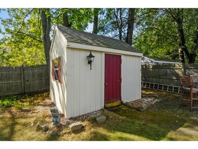 618 Colonial Dr, Portsmouth, NH 03801 - photo 6